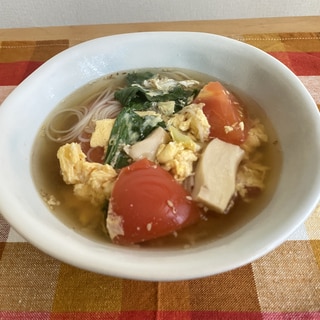 トマトと玉子の和風春雨スープ